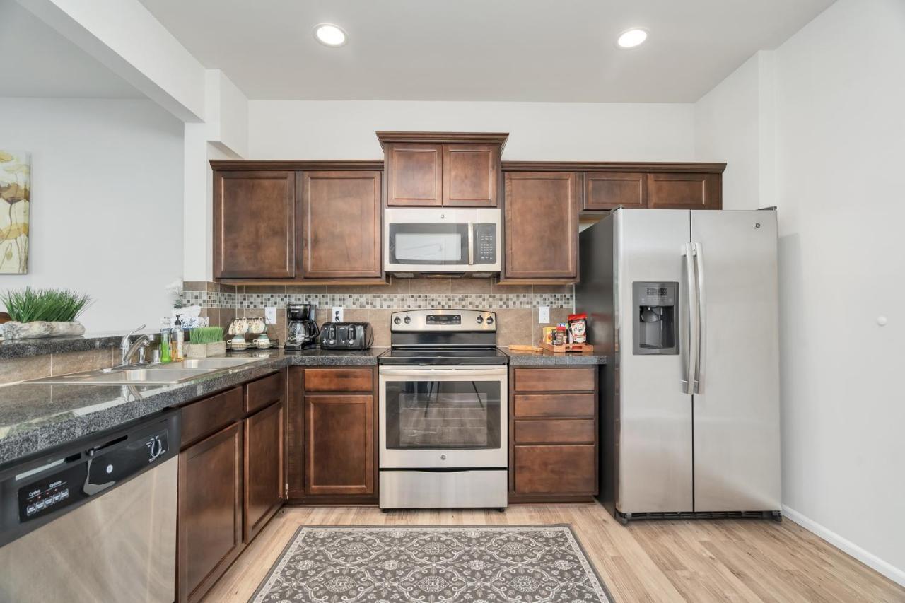 Terra House Tacoma - Ev Power Station, Crib, Stroller, High Chair 외부 사진